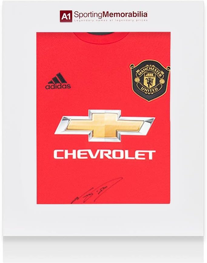 Nani Aláírt A Manchester United Póló - 2019-2020 - Díszdobozban Autogramot Jersey - Dedikált Foci Mezek